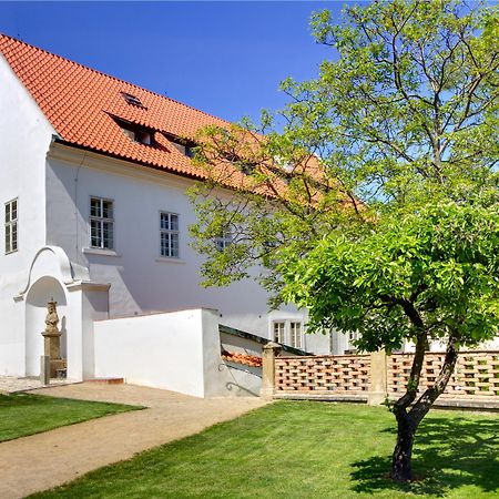 פראג Monastery Hotel מראה חיצוני תמונה